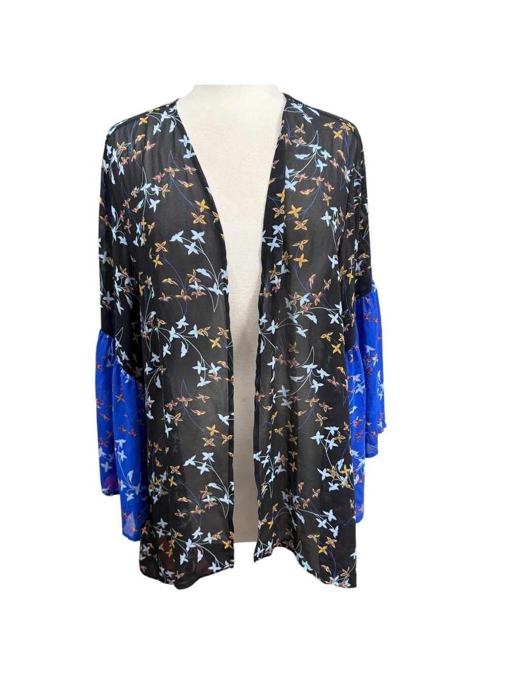 Women's EST 1946 Kimono Size L Black and Blue
